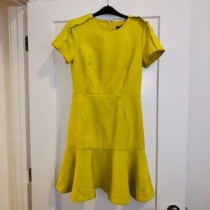Yellow Banana Republic flare dress size 4